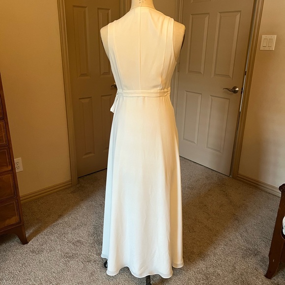 BRIDESMAID Dress - Fame & Partners - Ruffle Front Wrap Dress Ivory - Size 10 - Picture 4 of 5